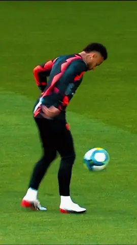Indiscutivelmente o neymar é melhor jogador brasileiro do século! #selecaobrasileira #neymar #vinijr 