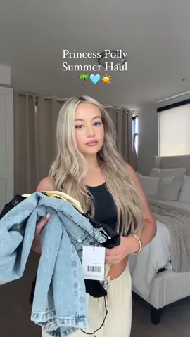 Summer essentials @princesspollyboutique use code ORIANNE for 20% off!#pppartner #princesspolly 