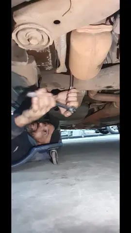 Mecânica automotiva  #meme #mecanicaautomotriz #mecanica #foryou #tiktok #foryoupage #viralvideo #fy 