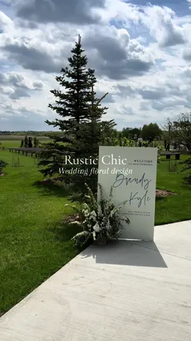 The prettiest barn wedding you’ve ever seen 🥂 #wedding #weddingflowers #weddingtok 