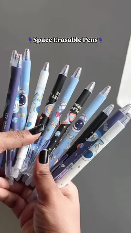 Astronaut Erasable Gel Pens | Pulpen karakter astronot yang tintanya bisa dihapus. Warna tinta biru #gelpen #stationary #pulpen 