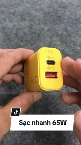Cục sạc nhanh 65w 2 cổng tiện lợi dùng được cho tất cả các dòng điện thoại, trang bị chíp chống chá.y n.ổ rất an toàn. #cusacnhanh #cusacnhanh65w #sacnhanh #sacnhanh65w #cucsacnhanh #cucsacnhanh65w 