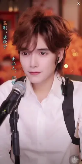 战馬 #战馬 #อู๋จื้อกัง #吴治岗  #WuZhigang  #chinesesongs  #douyin抖音  #douyin_china  #tiktokchina 