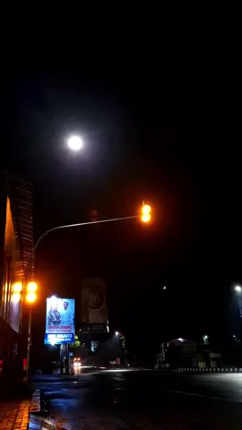 keluarkan kata kata mu ... .   #vibesmalam #sadvibes #dynasty #jogja24jam #fypsuuuuuuuuuuuuuuuuuuuuuuu #liriklagu #fypシ゚viral 