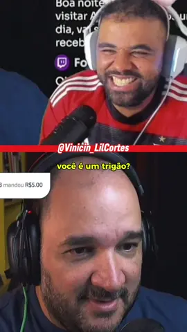 Vinicinho se diverte vendo o Força Geek.  #lilvinicinho #fy #humor #viral #meme 
