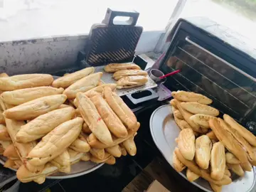 Ở đây có sự đáng iu ko hề nhỏ , biết trân trọng tình cảm khách iu luôn dành cho e Liên ạ ❤️❤️❤️ Hẹn mn mai ghé qua ủng hộ e Liên nhé .  Đc : Tdp Bắc Đại 1- TT Cát Thành - Trực Ninh - Nam Định.  Bánh mì cô Liên ❤️❤️❤️