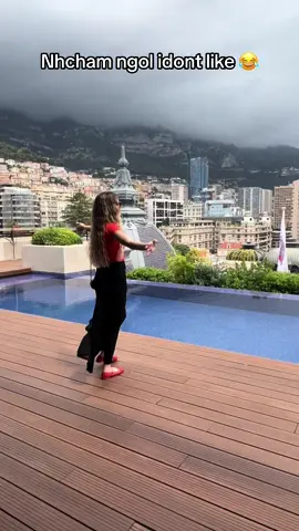 Nhcham ngol idont like 😂