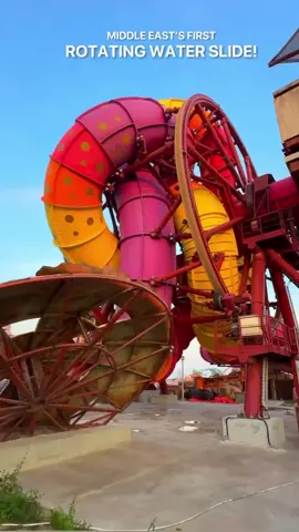 support me to 10k  water slide in qatar #waterslide #waterpark #waterparkfun #boysfun #fypppppppppppppppppppppp #trending 