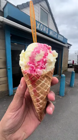 FAMOUS MILK ICE CREAM🍦 SPOT IN HUDDERSFIELD! @Dixonsmilkicesofficial #Summer #icecream #hotweather #huddersfield #dixonmilkices #huddersfield #foryou #viral #trending #halalmunchies #foodreview #halalfood #explore #reels #Foodie #halal #thatisamunch #foodinhuddersfield field