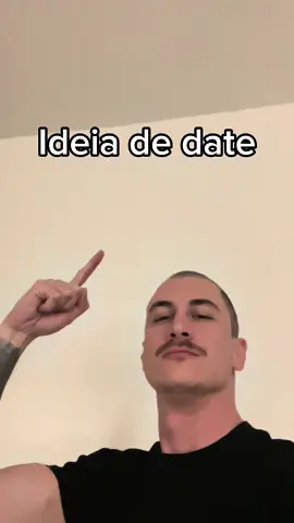 Impossível ficar solteiro depois de um date desses, confia.  🏷️Cupom na @growth:JARIELFIT #academia #treino #humor #gym #Fitness #saude #GymTok 