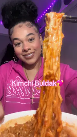 Kimchi Buldak is so underrated!! It was delicious I need 14 of em rn!!😂  💖💖💖💖💖💖💖💖💖💖💖💖 #asmr #asmrsounds #mukbang #mukbangeatingshow #eating #foryou #fypシ゚viral #trending #trend #explore #explorepage #creatorsearchinsights #buldak #cheesy #samyangnoodles @AaronMichelle🩷 @Buldakbabes 