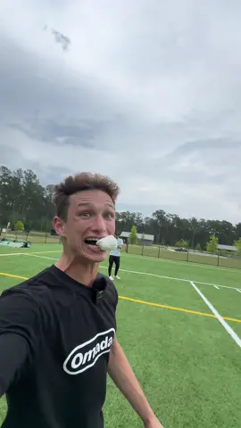 100 Yard WORLD RECORD Marshmallow Catch👄  #trickshot #sports #catch #throw #funny #worldrecord @Omada_US @Max @AM Medias 