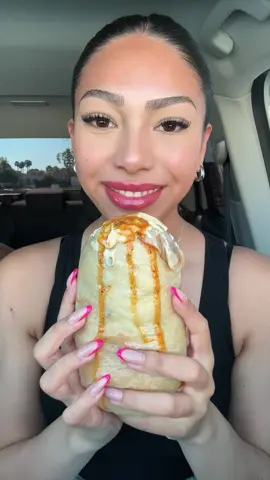 CHIPOTLE BURRITO!!❤️🌯 how many bites to finish the whole thing?😏 I shocked myself with that last bite😂#chipotle#giantburrito#chipotleburrito#burritos#burritomukbang#mexicanfood#chipotlemukbang#mukbang#chipotlehack#mukbangeatingshow#eatingshow#eating#eatingsounds#eatingasmr#asmreating#eatingvideos#food#foodvideos#fastfoodeatingvideos#bigbites#messyeating  