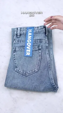 Tinggi 150 sini merapatt! #Jiniso #inpirasifashion #jeanshighwaist #jeanstinggi #jeansoutfit #jeansmurah #celanahijab #hijabstyle #hijabjeans #jeanswanita #jeanstinggi #celanahighwaist #cutbrayjeans #cutbraywanita #kulotjeans #kulothighwaist #boyfriendjeans #baggyjeans #loosejeans #WIBGajian 