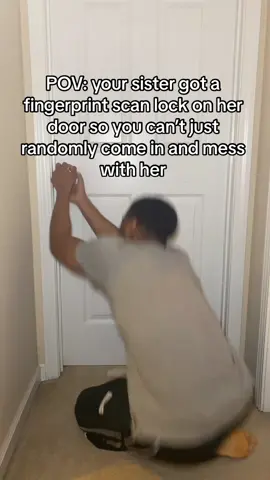 Wasn’t planning on shadowing boxing you 😭 #Siblings #relatable #funny #smartloock #accessdenied #whyyyyy #tiktokshopdealsforyoudays 