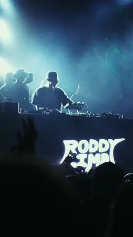 Roddy toca aquela do Projeto X 🩸 #roddylima #waves #techno #minimal 