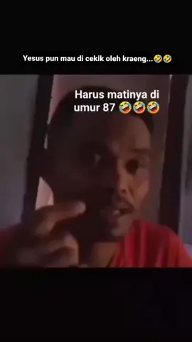 ketika pikiran kraeng sudah disiram air jahat..... 😂😂 #lucu_ngakak #duniatiputipu #manggarai #kraeng #moke #airjahat 