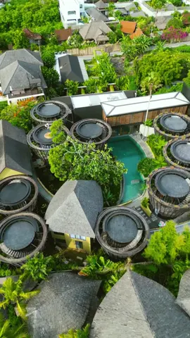 Find your inner peace in a harmonious blend of tranquility and breathtaking views. — The First Cabana Resort in Canggu Bali — Click the link in our bio to discover more! — 𝘾𝙖𝙣𝙜𝙜𝙪 𝘾𝙖𝙗𝙖𝙣𝙖 𝙍𝙚𝙨𝙤𝙧𝙩 𝘛𝘩𝘦 𝘔𝘢𝘴𝘵𝘦𝘳𝘱𝘪𝘦𝘤𝘦 𝘊𝘢𝘣𝘢𝘯𝘢 𝘌𝘴𝘤𝘢𝘱𝘦 𝘑𝘢𝘭𝘢𝘯 𝘕𝘦𝘭𝘢𝘺𝘢𝘯 𝘯𝘰 88𝘈, 𝘊𝘢𝘯𝘨𝘨𝘶, 𝘉𝘢𝘭𝘪 — #canggucabanaresort #iniviehospitality #cangguresort #balivilla #luxuryvilla #vacationinbali #propertybali #baligasm #cangguvilla #balitrip #baliguideline #villabali #bali #balibucketlist