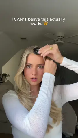 Say goodbye to visible roots and thinning hairlines! 🌟 Our new powder hairline concealer is your secret weapon for flawless coverage. #fyp #viral #HairHack #BeautyTips #FlawlessHair #HairlineConcealer