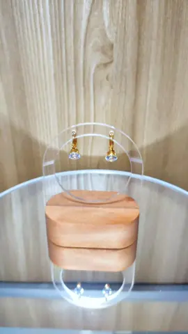 Anting Desi Permata Anti Karat Tidak Alergi Aksesoris Perhiasan Wanita Anggung#anting #perhiasantitanium #aksesoriswanita 