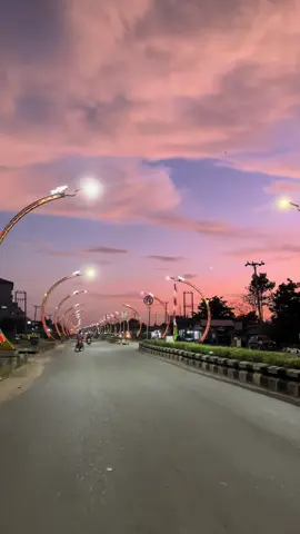 Kata-kata hari ini ? #fypシ゚viral #sunset #langitaesthetic #sampit  