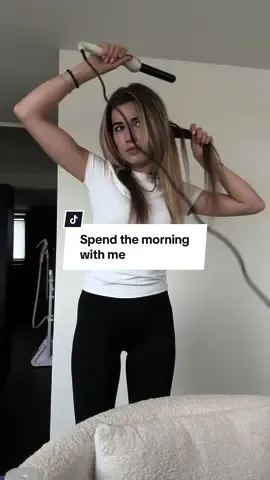 Een ochtendje uit m’n leven waarin ik mijn nieuwe Rose Gold scheermes van @Gillette Venus gebruik 🩷 #MySkinMyWay *ad