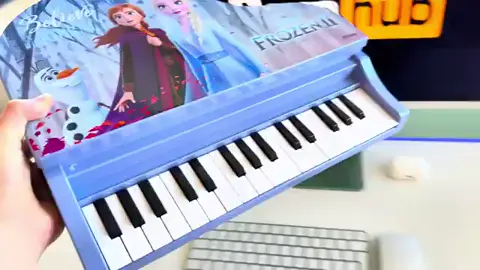 Libre soy, libre soy… #pianito #juguetes #primerpiano 