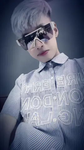 当你真正爱一个人的时候，即使有一万个更好的人，也无法让你感动…… Khi đã yêu một người thật lòng, dù có vạn người tốt đẹp hơn cũng không thể làm ta rung động..!#xuhuong #fypp #viral #xyzabc #xunghuongtiktok 