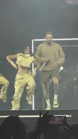 What would you give Chris Brown out of 10?#amapianodance @chrisbrownofficial 