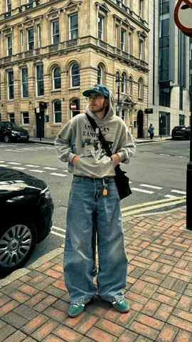 Inspirasi Outfit Style  📌 Pembelian Skena Outfit Ada Di Link Bio Profil, Buruan Check Sekarang ----------------------------------------- #poseideas #referensioutfit #OOTD #outfit #outfitinspo #outfitideas #outfitinspiration #StreetFashion #streetwear #StreetStyle #outfitkece #kece #style #outfitcowok #ootdcowok #ootdcowokkekinian #outfitkeren 