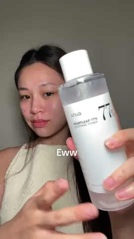 One of the only skincare product’s I’ve consistently used for 1.5 years now and it genuinely helped my acne so much so no it’s not just water 😭 Products mentioned: • Anua Heartleaf 77 Soothing Toner #skintok #kbeauty #skincare #acne #clearskin #koreanskincare #anua 