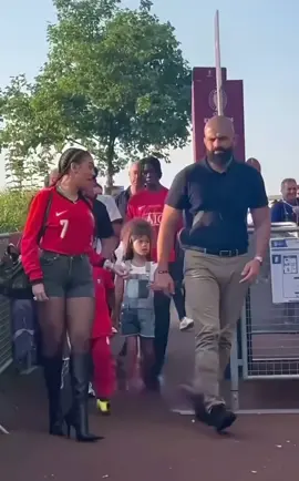 Gio going to the stadium😍#georginarodriguez #fy #foryoupage #fyfyfyfyfyfyfyfyfyfyfyfyfyfyfyfyfyfy #viralvideo #wag #support #stadiums #ronaldo #fyp 