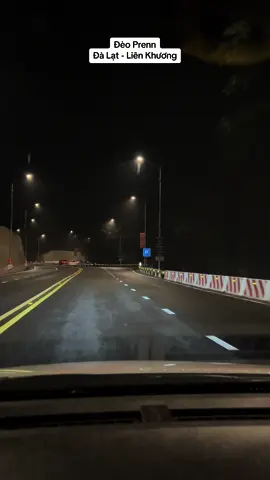 Đèo Prenn đêm khuya mới chill