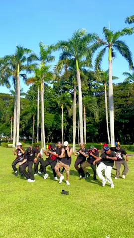 ANA ANA TIMUR TETAP OKEE 🔥🔥🔥 skali skali konten di luar 😁 dc by us 😎 #ananatimur #fyp #tiktok #themolucs #moluccansoul #timur #dancer #challenge #Indonesia #anaktimur #IndonesiaTimur 