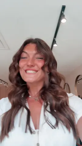 Brunettes have more fun 👀 #hair #newhair #farmlife #womaninag 