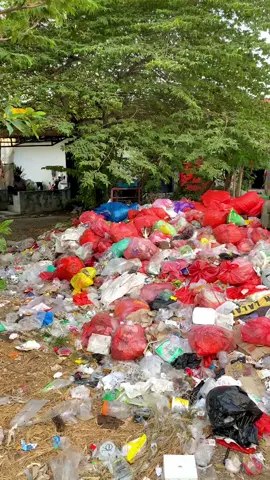 #pemkotkupang #dinaskebersihankupang🏝🏡  #sampah  #fypシ゚viral #nttpride🏝🔥kupangntt💯 #indonesia🇮🇩 