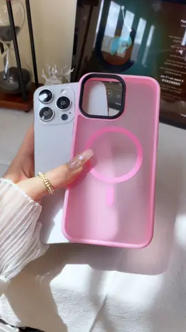 Hot pink!#iphone15pluscase #iphone13procase #iphone13case #iphone15case #iphone15promaxcase #iphone #iphone14promaxcase #iphone14procase #iphone13promaxcase 
