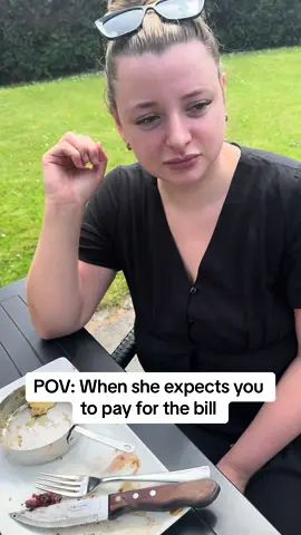 Dunno if she knows who shes talking to 😡 #fyp #couple #funny 