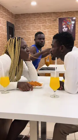 #yopougon🇨🇮🎶 #restaurant #explore #abidjan225🇨🇮 #vip #challenge #explore 