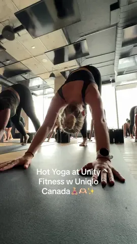 fun hot yoga event with @UNIQLO Canada at Unity Fitness Harbourfront✨🤸🏼‍♀️🫶🏻🧘🏼‍♀️ #events #toronto #torontolife #torontoevents #uniqlo #workout #workoutroutine #uniqloworkoutset #hotyoga #torontoworkout #torontoworkouts #Fitness #Lifestyle #villagejuicery 