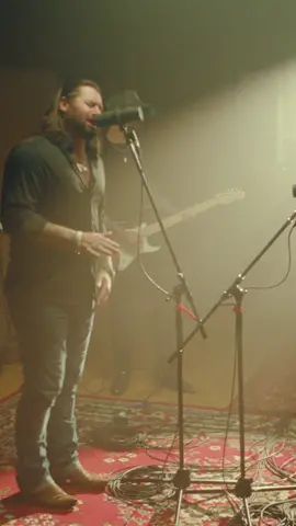 High Road Official Video Out Now! @J E S S I E  M U R P H 
