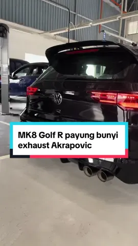 Fakta menarik mengenai Volkswagen Golf R MK8 ini mungkin memberikan gambaran berbeza kepada sesiapa yang ingin mencuba nasib untuk memiliki jentera ini.  Golf R MK8 menjadi satu satunya hot hatch yang mempunyai janaan turbo yang sama saiz piston seperti Arteon R & Touareg R. Selain itu, teknologi valved exhaust Akrapovic telah dipasang siap siap & ini telah memberikan hembusan torque & airflow control yang cukup dinamik.  - - - - #foryoupage #4youpage #fyp #fypシ゚viral #vw #vwmalaysia #volkswagen #vwmalaysiaclub #volkswagenlove #volksfest #volkswagenmy #volkswagenmalaysia #volkswagenownersclubmalaysia #volkswagenowners #vwgolf #vwgolfr #mk8golfr #golfr 