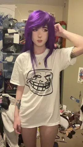 Just some stuff on the ground bru not that srs Lowkey niche reference, ifykyk