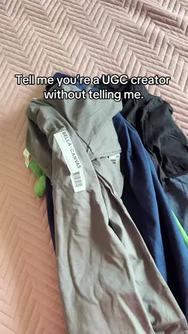 As a #ugccreator, I always like to have a variety of solid color tops to wear wjen filming. They distract from the brand/product less, but they can also serve to subconsciously reinforce branding for the consumer if your shirt matches the brand’s colors.  I picked these @BELLA+CANVAS shirts up at @Michaels Stores for a great price! #protip #contentcreator #ugc #ugctips #ugctipsandtricks 