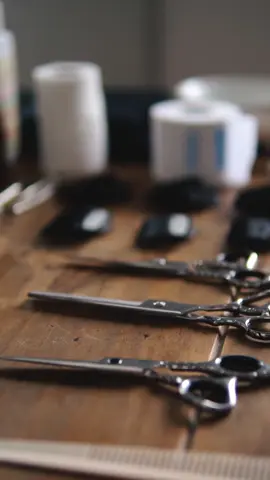 Vídeo produzido para barbearia, com qualidade e dinâmica. #foryou #videommaker #produtordevideos #videospararedessociais #produtordeconteudo #videos4k #aftereffects 