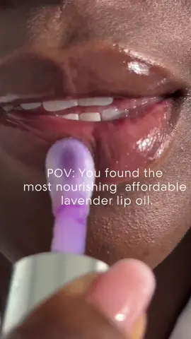 One of my favourite lip oils now @TIRTIR super nourishing , glossy and hydrating. #lipoil #lipoilswatch #lipoilreview #kbeautyskincare #hydratedlips #makeupforbeginners #makeupforblackwomen 