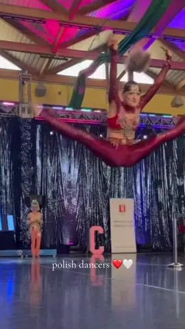 Replying to @Julson🦀 polish dancers on Polish Dance League competition! 🤍❤️🇵🇱 Thanks for sharing the videos on the other app 🙏🏼 Dancers shown are Majka, Anita, Alicja, Nikola, Paulina, Olivia #dance #dancer #dancers #disco #discodance #discodancer #discodancers #viral #viralvideo #viraltiktok #dancersoftiktok #fyp #foryou #foryoupage #poland #polish #jumps #turns #competition #music #🇵🇱 