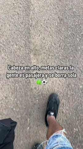 ⚽️🧠🍀💯#parati #viral #fypシ゚ #foryou  #futbol #sueño #futbol⚽️ #metas 