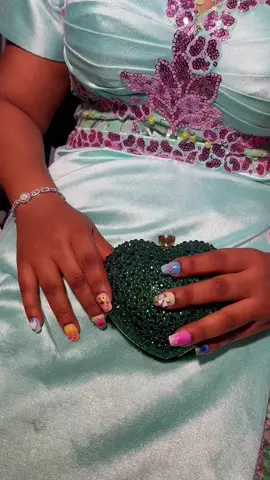 Long time no see guys#fyp #fypage #makeupartistinuyo #geleartist #geleartistinuyo #uyomakeupartists #uyogeleartist #makeupartist #victor_udoeden1 