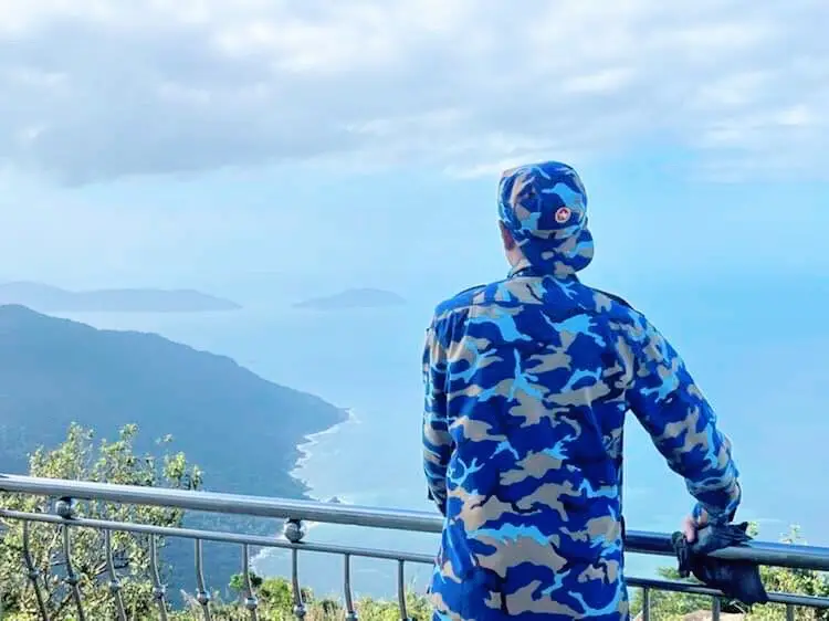 Nơi nào có in dấu biển đảo tôi đều gọi đó là nhà 🎖